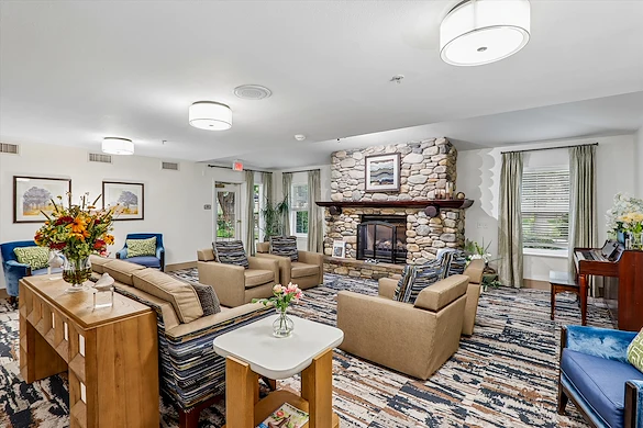 Image of Pine Oaks Senior Living (3)