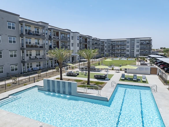 Image of Amberlin Arrowhead (1)