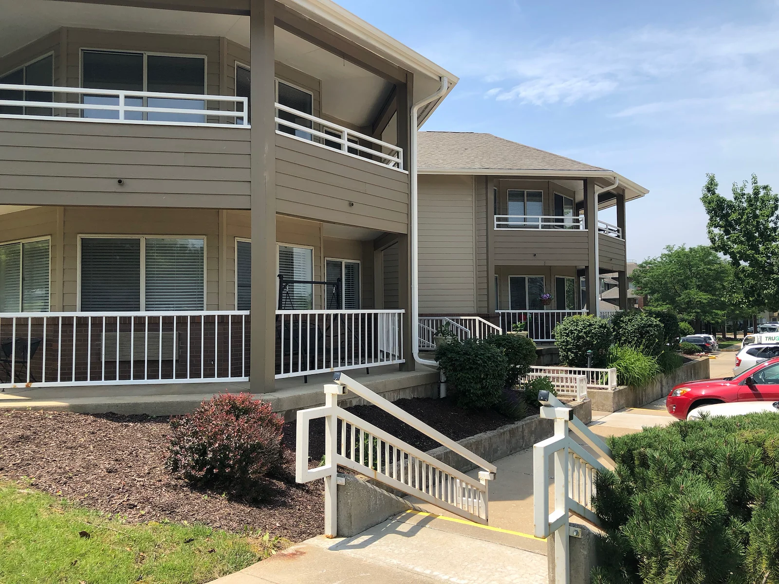 Image of Solstice Senior Living at Joliet (3)