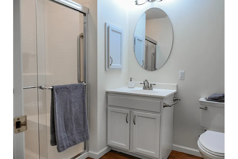 Image of Heisinger Bluffs Senior Living (9)