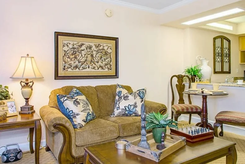 Image of Salterra at St. Petersburg (7)