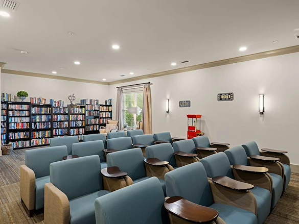 Image of Diamond Oaks Village (5)