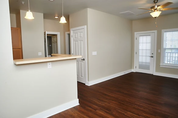 Image of Hawthorne Hills Senior (5)