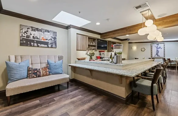 Image of Aegis Living Marymoor (2)