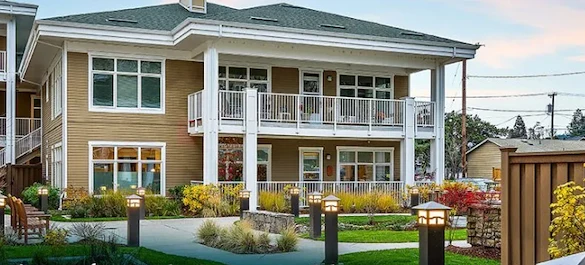 Image of Cascade Manor (2)