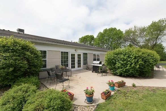 Image of Madison Pointe Senior Living (3)