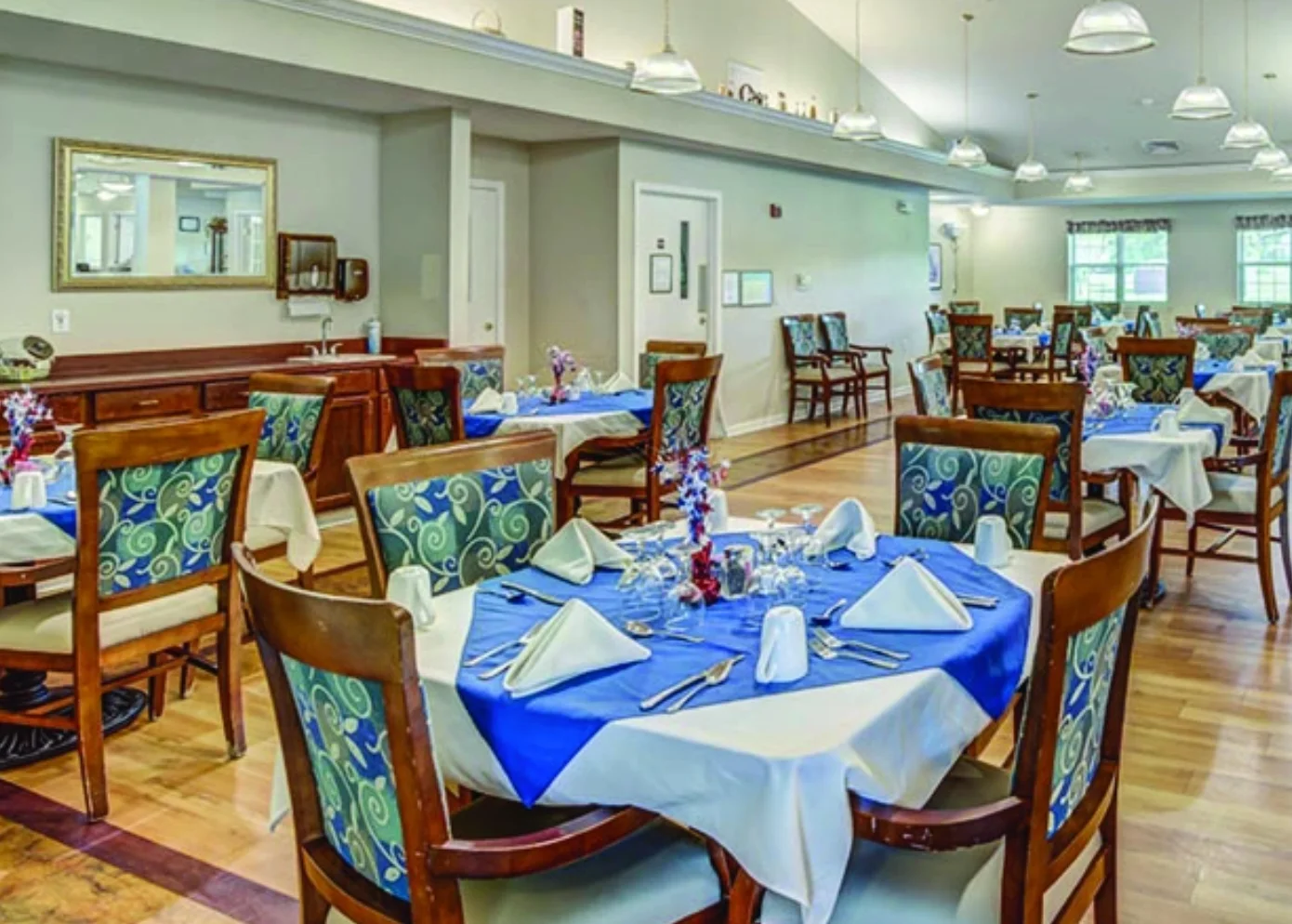 Image of Oak Hill Place (2)