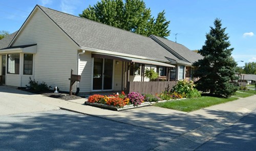 Zionsville Meadows Assisted Senior Living in Indiana rear exterior