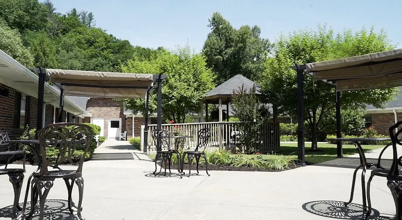 Image of Letcher Manor (3)