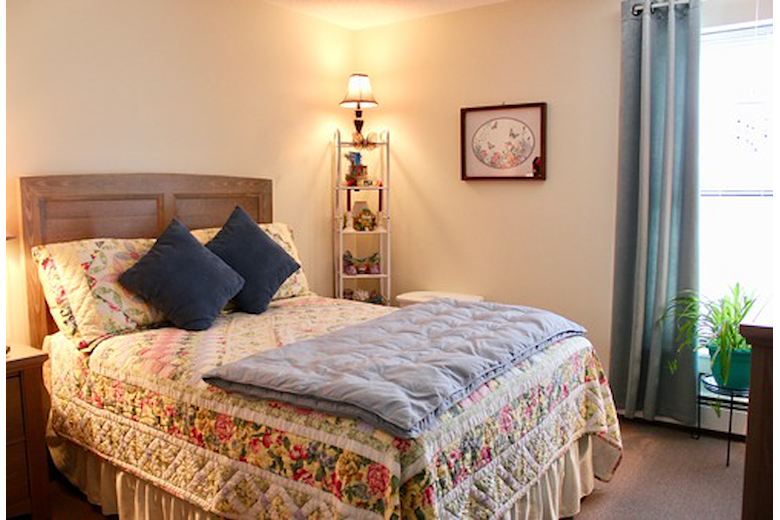 Image of Lake Village Senior Apartments (6)