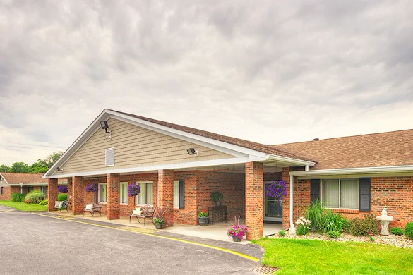 Image of Canfield Healthcare Center (1)