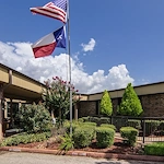 Image of Sugar Land Health Care Center (1)