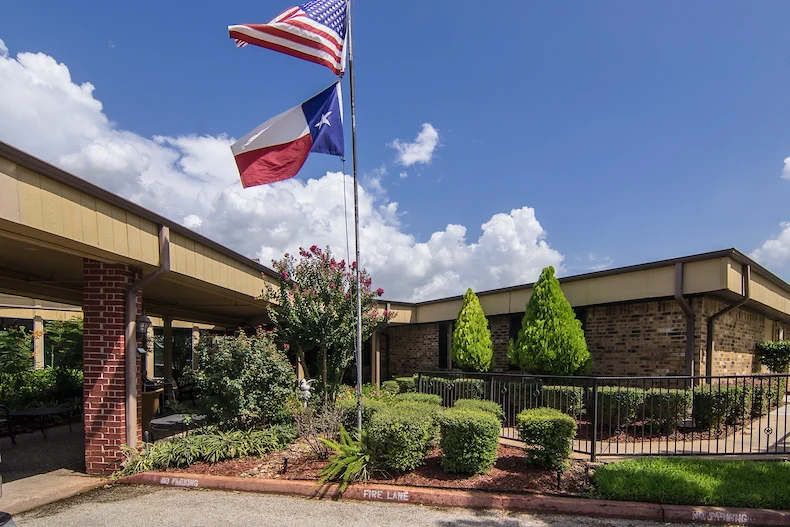 Image of Sugar Land Health Care Center (1)
