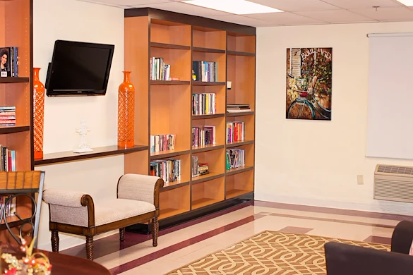 Image of The Pearl of St. Charles (2)