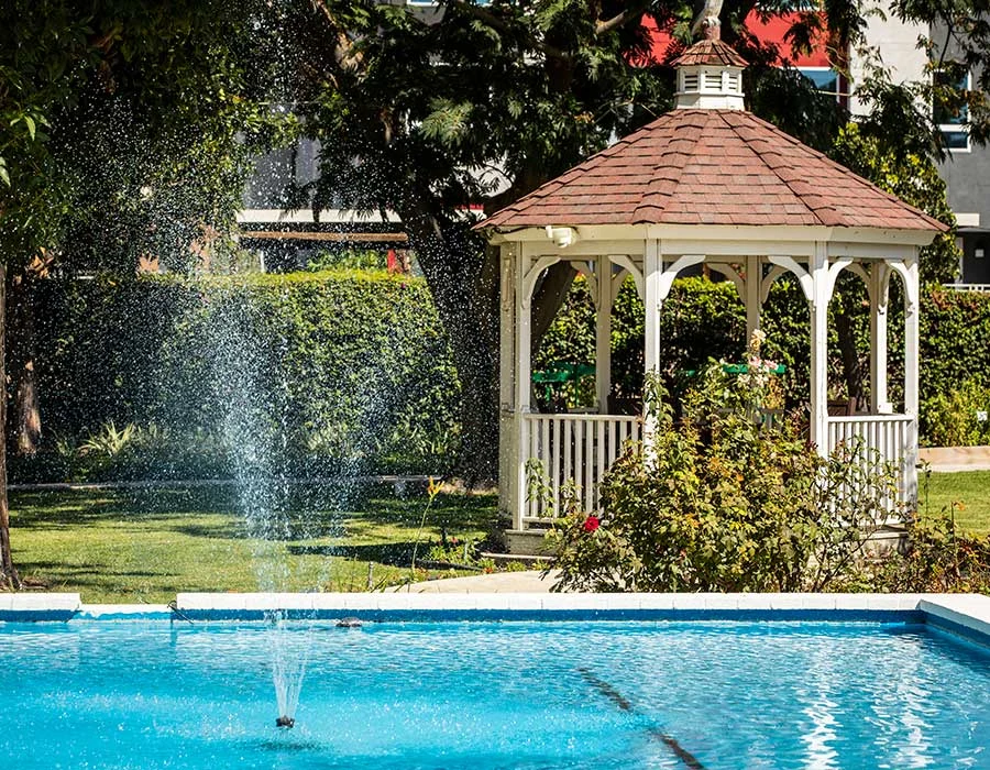 Image of Town & Country (6)