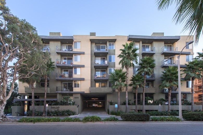 Image of Monte Carlo Apartments (1)