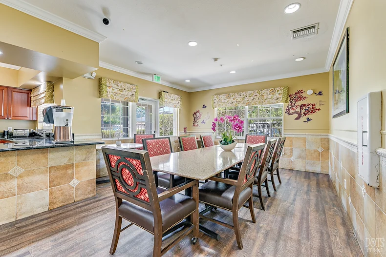 Image of Cottages at Palm Beach (6)