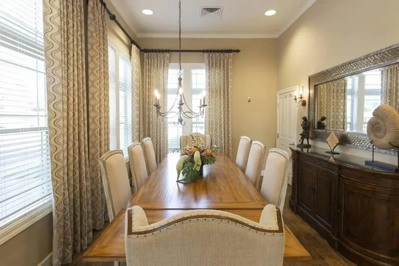 Azalea Gardens Senior Living community offering assisted living and memory care in Tallahassee, FL, private dining room