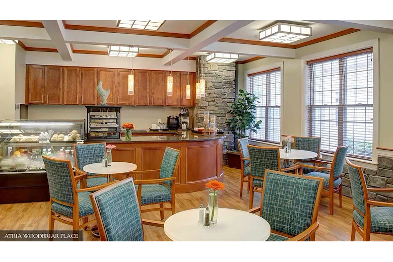 Image of Atria Woodbriar Place (5)