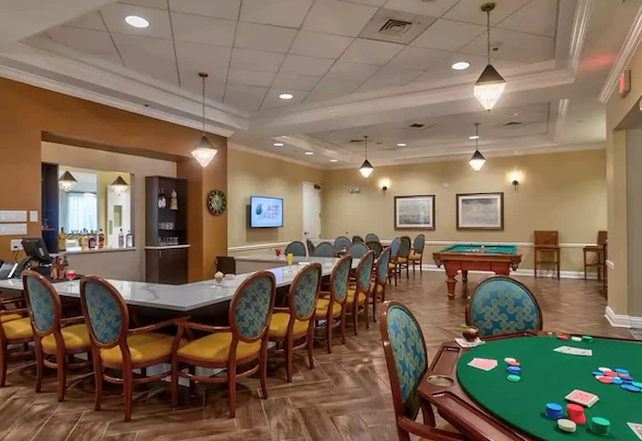 Image of Aston Gardens at Tampa Bay (6)