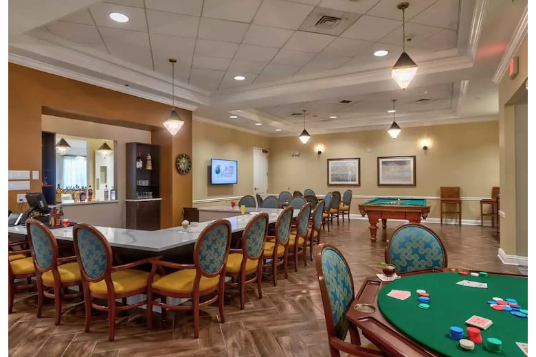 Image of Aston Gardens at Tampa Bay (6)