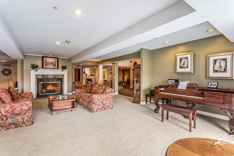 Image of Elison Independent Living of Orchard Glen (6)