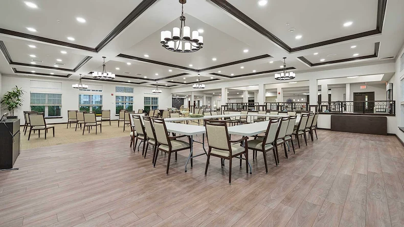 Kennedy Meadows Gracious Retirement Living Hawthorn Senior Independent Living in North Billerica, Massachusetts dining room