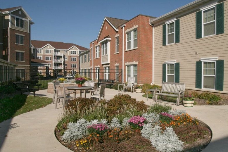 Image of Oak Park Place - Madison East Grandview (2)