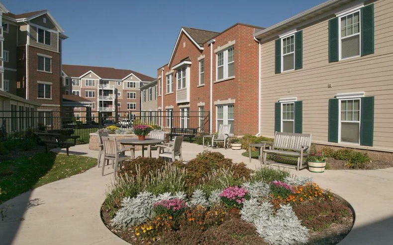 Image of Oak Park Place - Madison East Grandview (2)