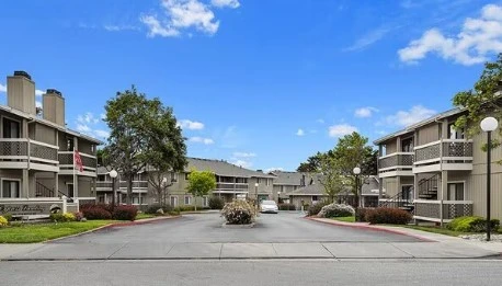 Image of Regency Court Senior Apartments (1)