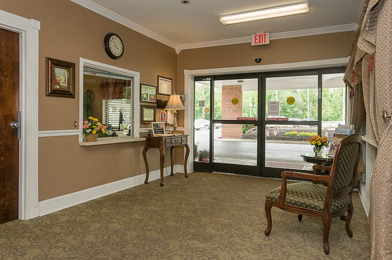 Image of Life Care Center Of Elizabethton (5)