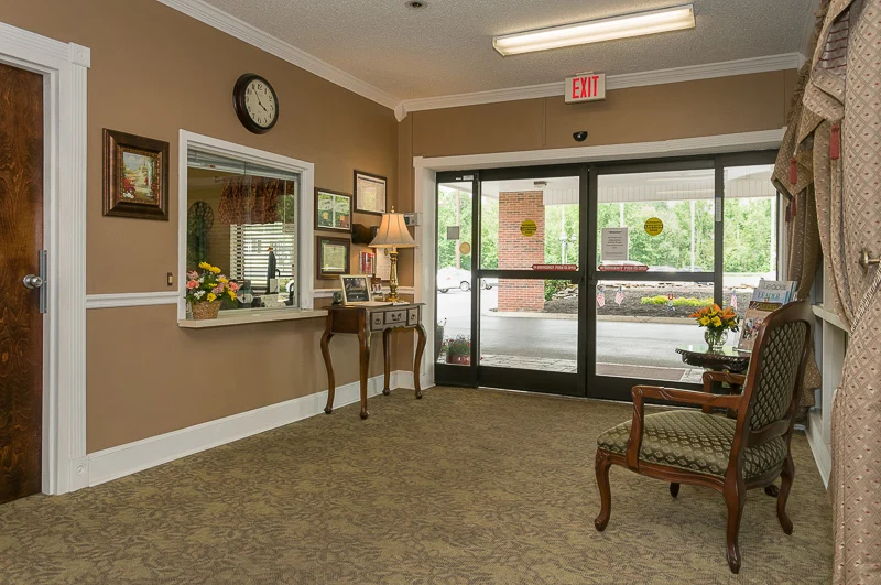 Image of Life Care Center Of Elizabethton (5)