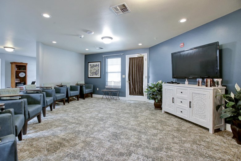 Image of Prestige Senior Living West Hills (4)