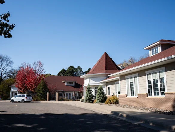Image of Cottage on Forest (1)