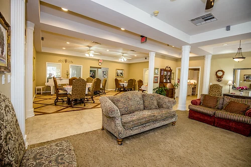 Image of Autumn Hill Manor (4)