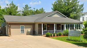 Image of Hometown Manor of Lawrenceburg (1)
