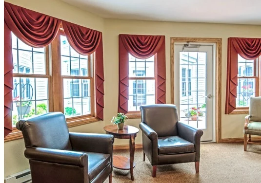 Image of Countryside Manor (4)