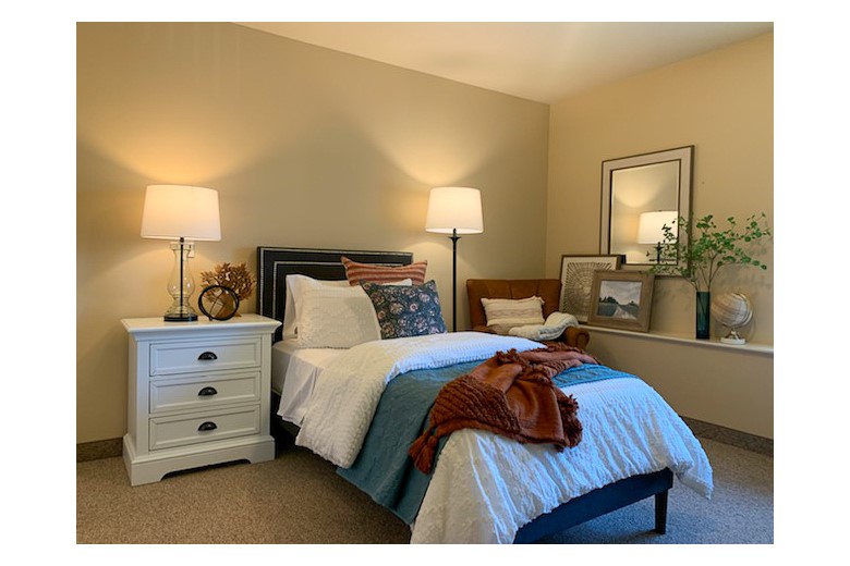 Image of Carlton Senior Living San Leandro (6)