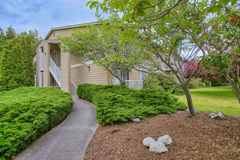 Image of Claridge Court (3)