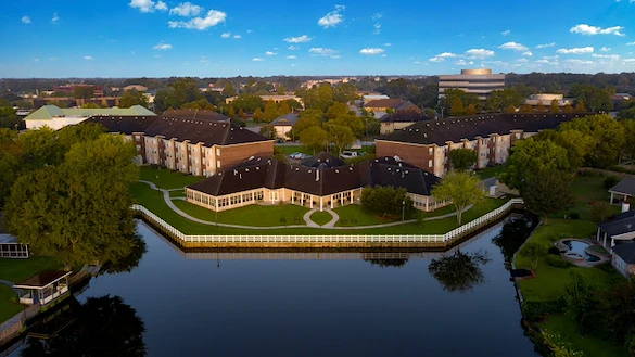 Image of Lake Sherwood Village (1)