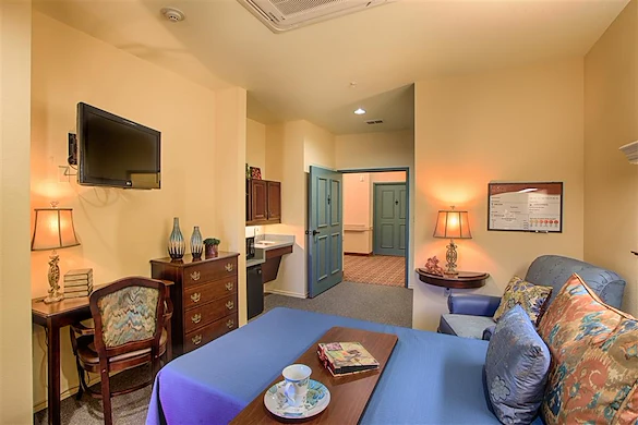 Image of The Crescent (2)