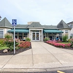 Image of Peregrine Senior Living at Cheektowaga (1)