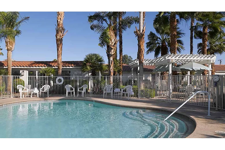 Image of Atria Palm Desert (2)