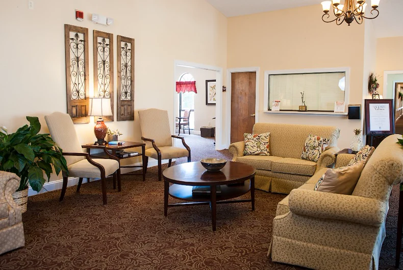 Image of Commonwealth Senior Living at Radford (3)