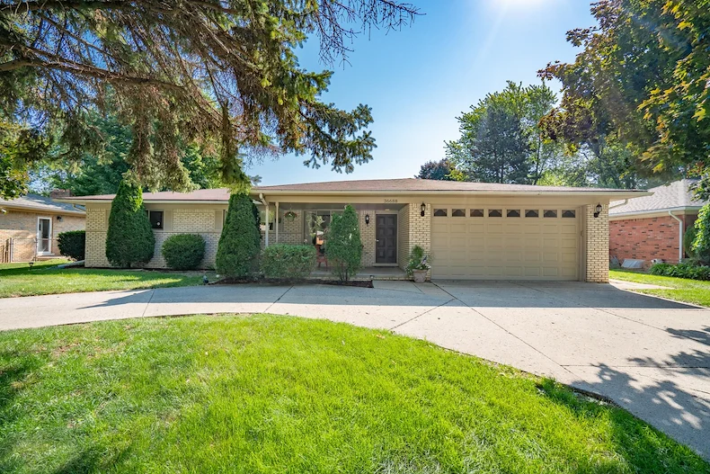 Image of HearthStone Communities - Sterling Heights (1)