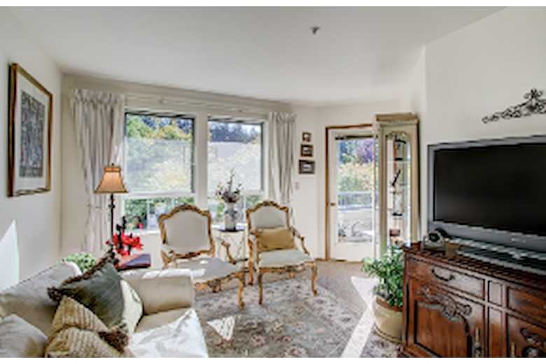 Image of Clearbrook Inn (5)