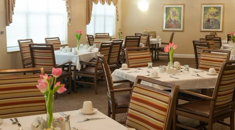 Addolorata Villa, continuing care retirement community offering independent living, assisted living, and memory care in Wheeling, IL, dining room