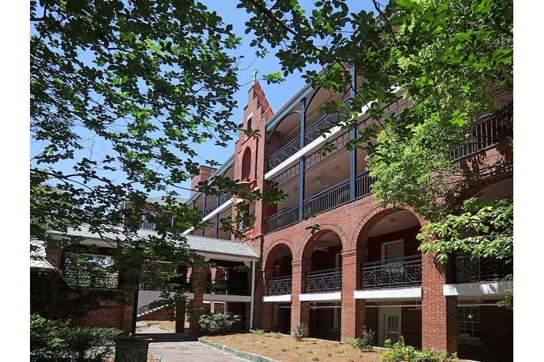 Image of Sister's Court Apartments (1)