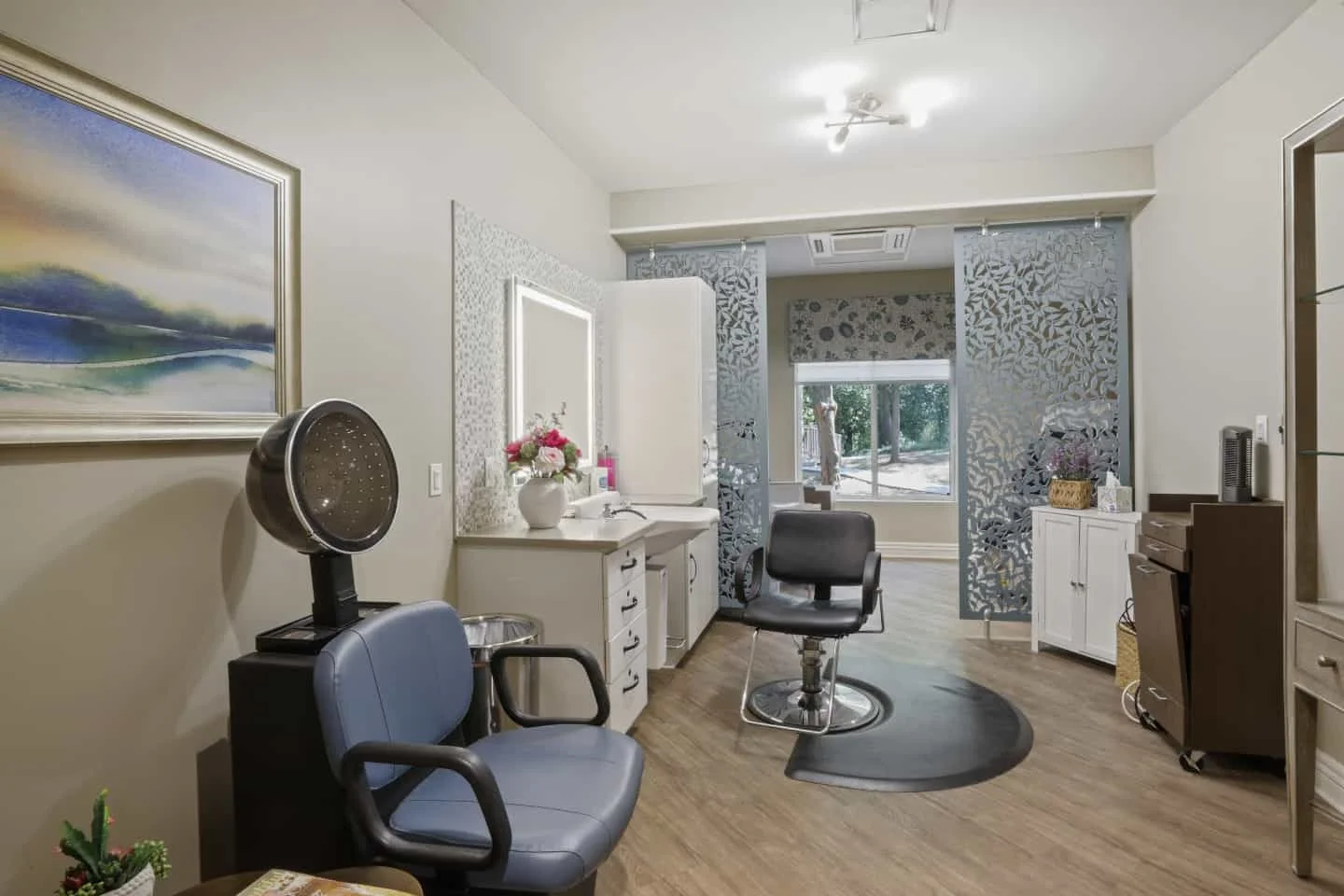 Image of Arboretum Village (7)