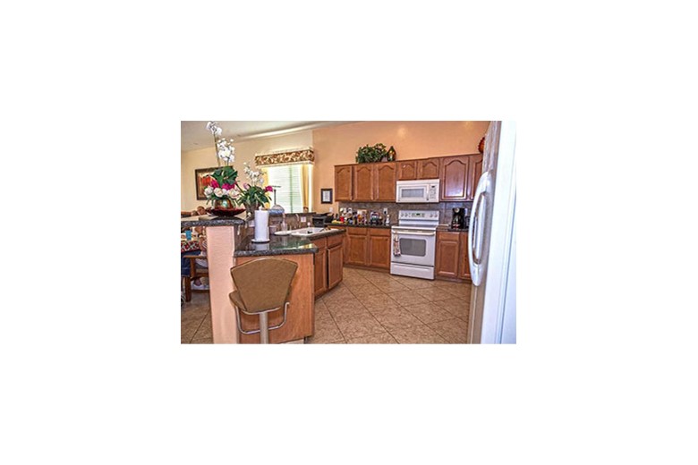 Image of A Paradise for Parents 135th Ln. (5)
